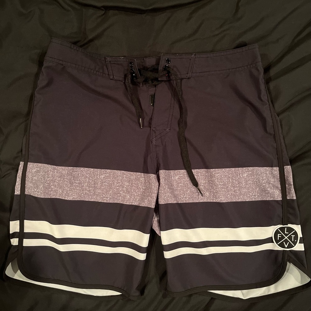 Men’s Live Fit Board Shorts